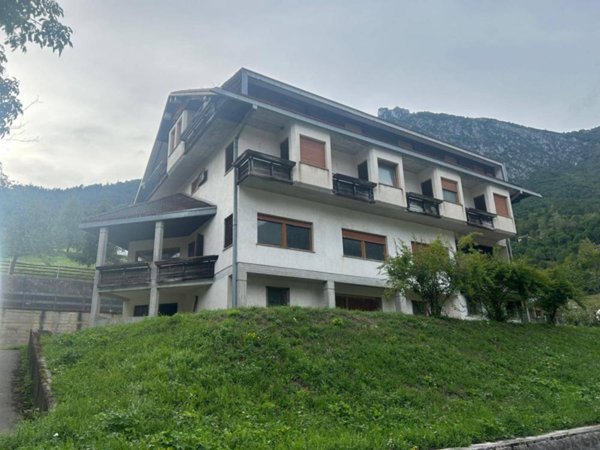 locale di sgombero in vendita ad Erto e Casso in zona Erto