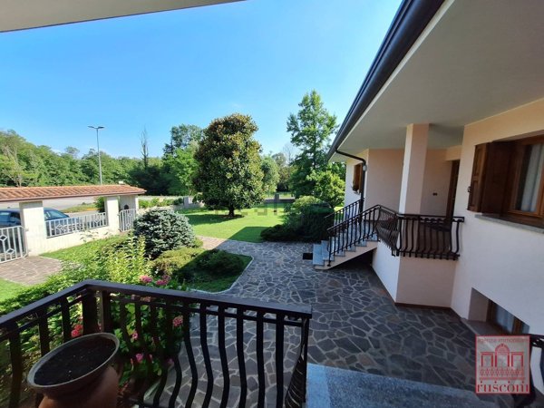 casa indipendente in vendita a Fanna