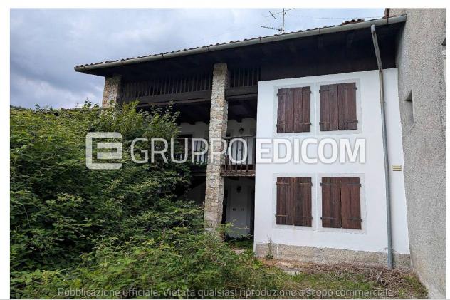 casa indipendente in vendita a Fanna