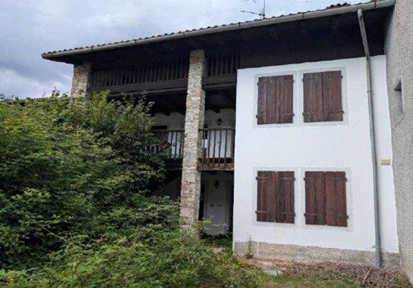 casa indipendente in vendita a Fanna