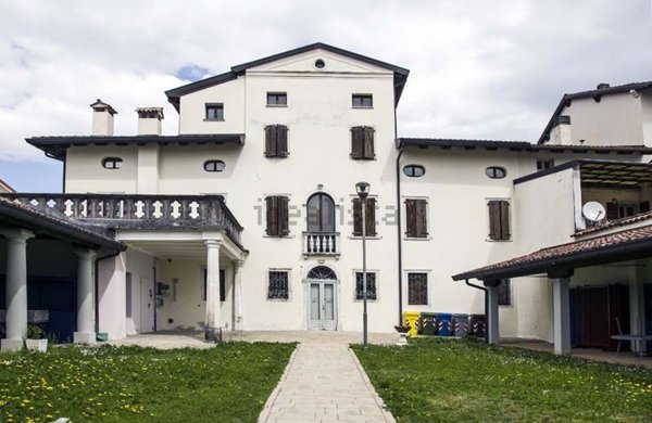 villa in vendita a Fanna