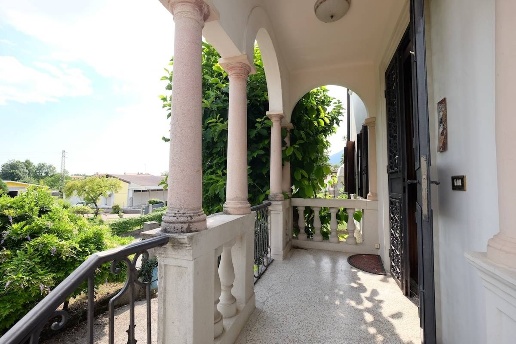 casa indipendente in vendita a Fanna