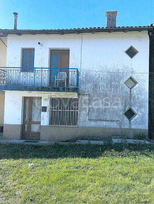 casa indipendente in vendita a Fanna