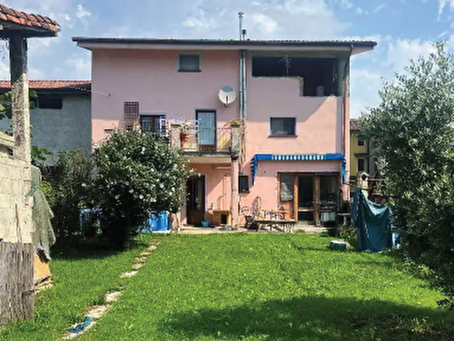 casa indipendente in vendita a Fanna