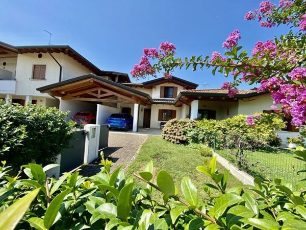 casa indipendente in vendita a Fiume Veneto