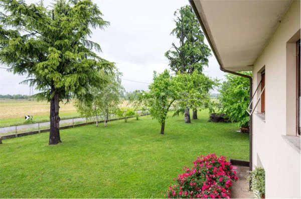 casa indipendente in vendita a Fiume Veneto in zona Cimpello