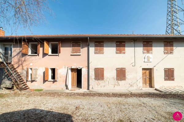 casa indipendente in vendita a Fiume Veneto in zona Cimpello