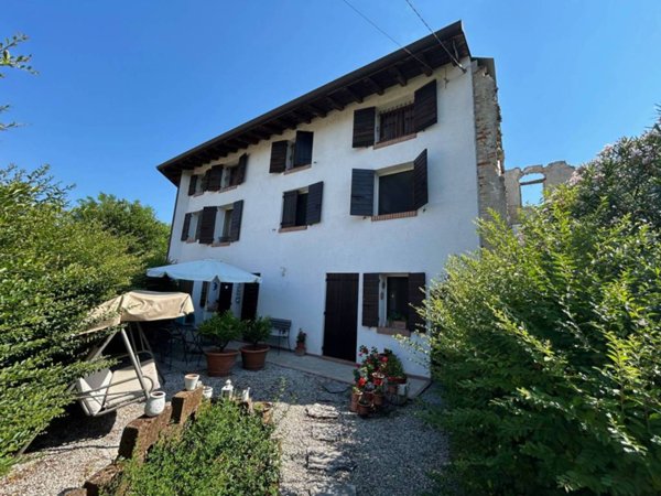 casa indipendente in vendita a Fiume Veneto