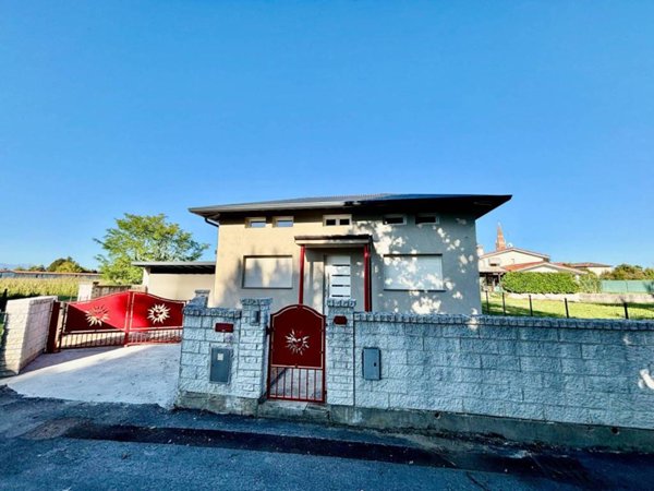 casa indipendente in vendita a Fiume Veneto