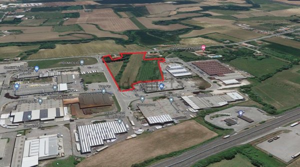terreno industriale in vendita a Fiume Veneto