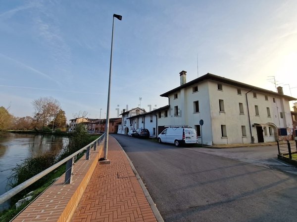 casa indipendente in vendita a Fiume Veneto