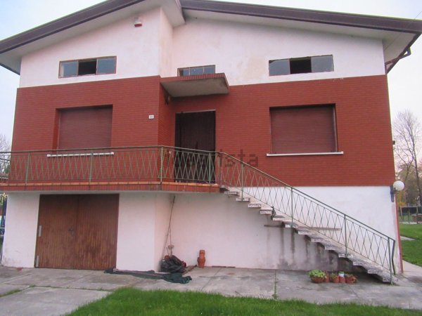 casa indipendente in vendita a Fiume Veneto