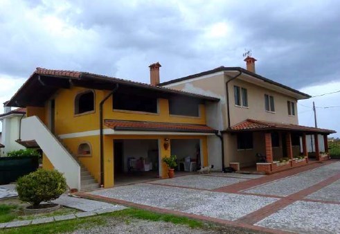 casa indipendente in vendita a Fiume Veneto