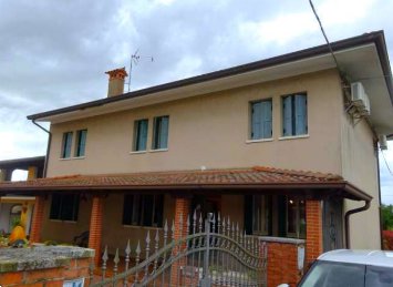 casa indipendente in vendita a Fiume Veneto