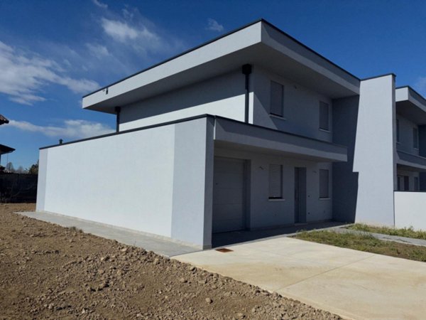 casa indipendente in vendita a Fiume Veneto