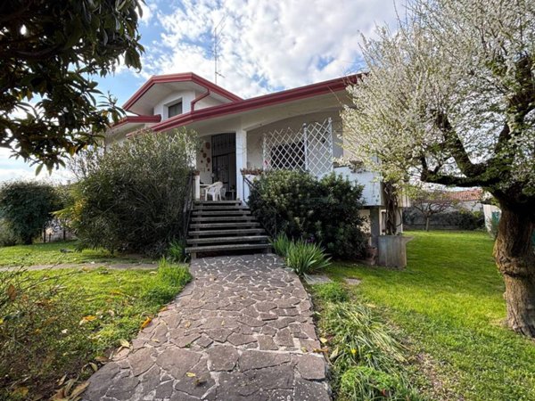 casa indipendente in vendita a Fiume Veneto