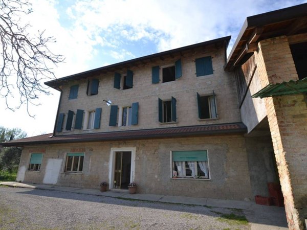 casa indipendente in vendita a Fiume Veneto