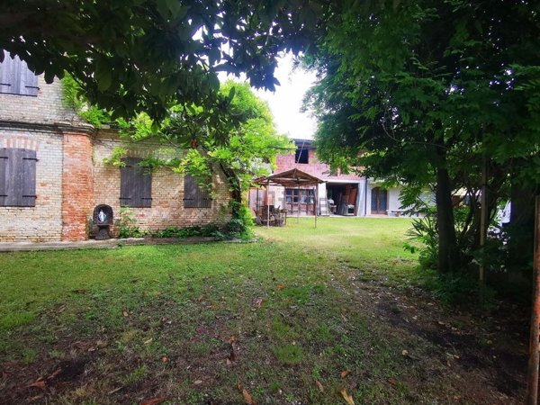 casa indipendente in vendita a Fiume Veneto in zona Bannia