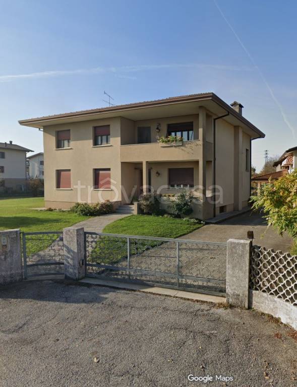 casa indipendente in vendita a Fiume Veneto