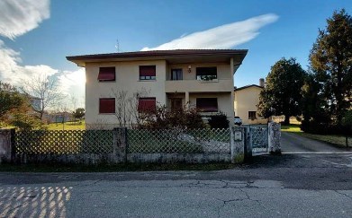 casa indipendente in vendita a Fiume Veneto
