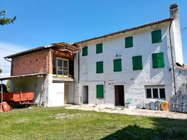 casa indipendente in vendita a Fiume Veneto