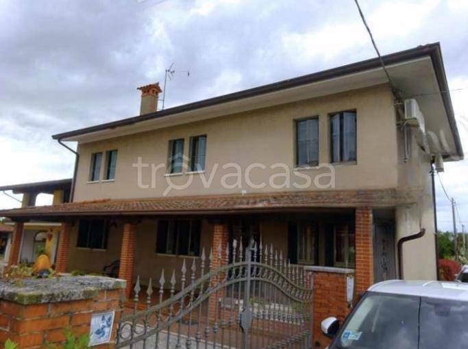 casa indipendente in vendita a Fiume Veneto