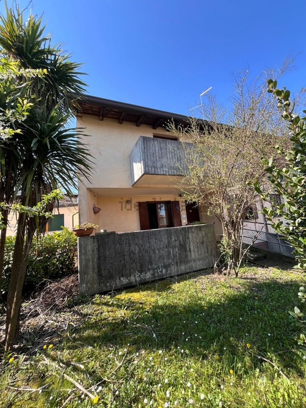 casa indipendente in vendita a Fiume Veneto