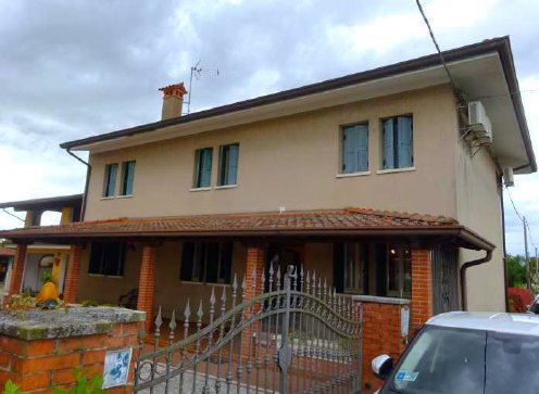 casa indipendente in vendita a Fiume Veneto