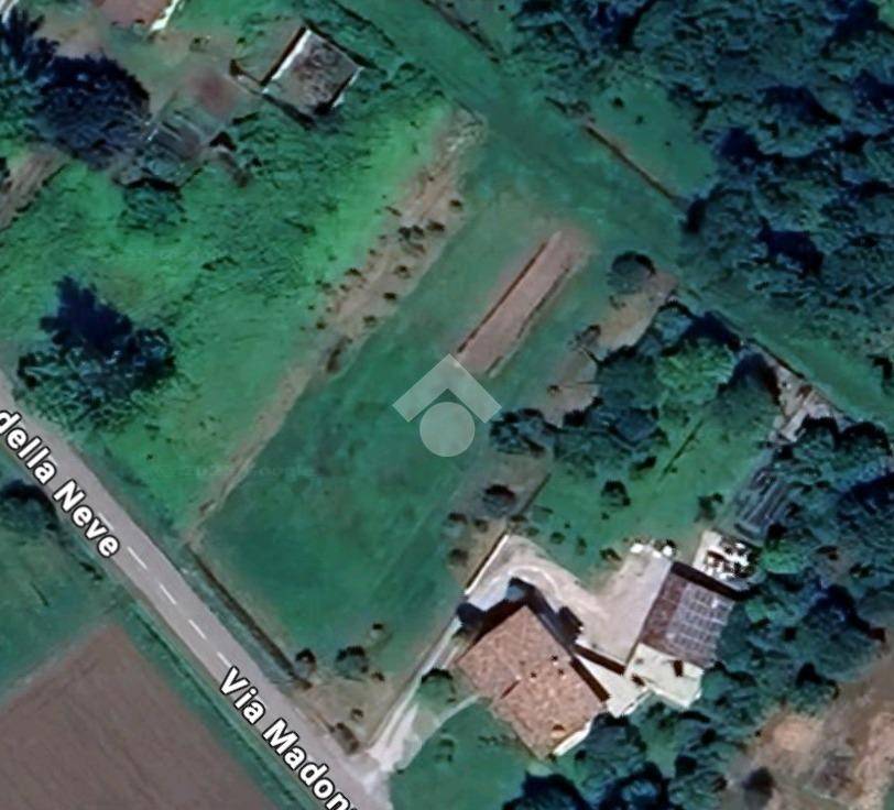 terreno in vendita a Fiume Veneto in zona Bannia