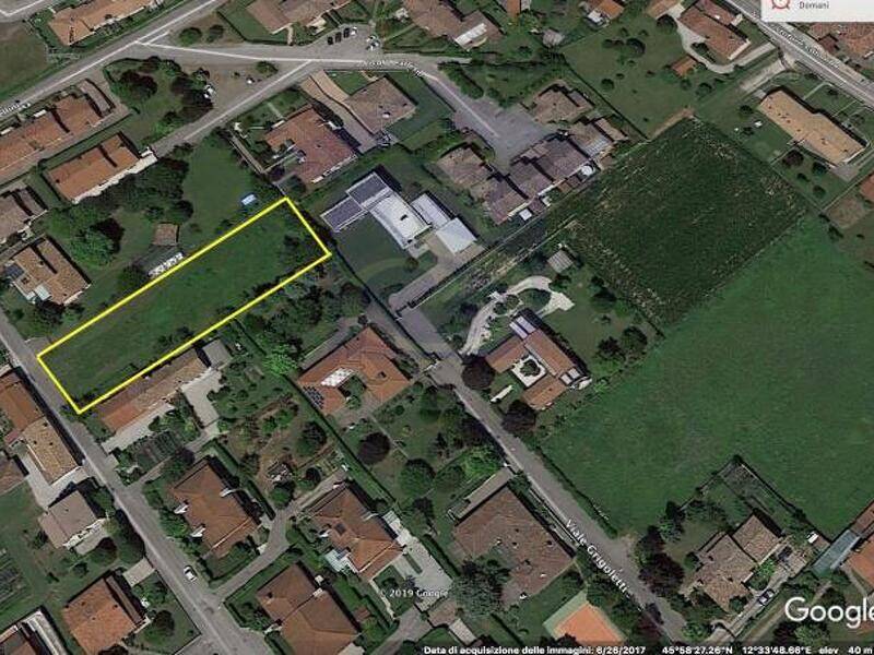 terreno edificabile in vendita a Fontanafredda