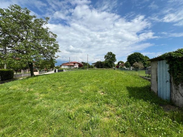 terreno edificabile in vendita a Fontanafredda in zona Vigonovo