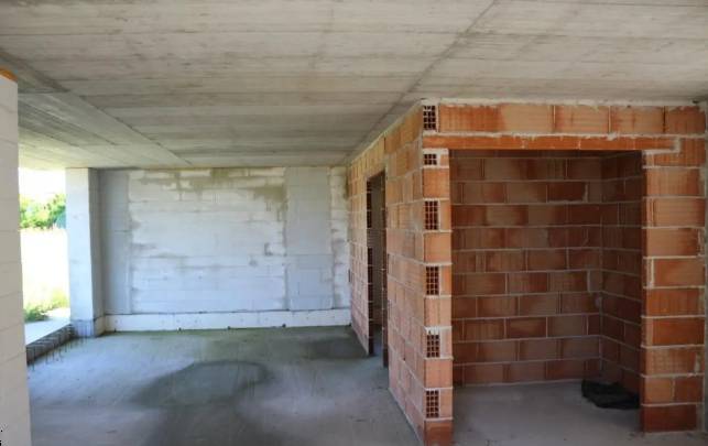 casa indipendente in vendita a Fontanafredda