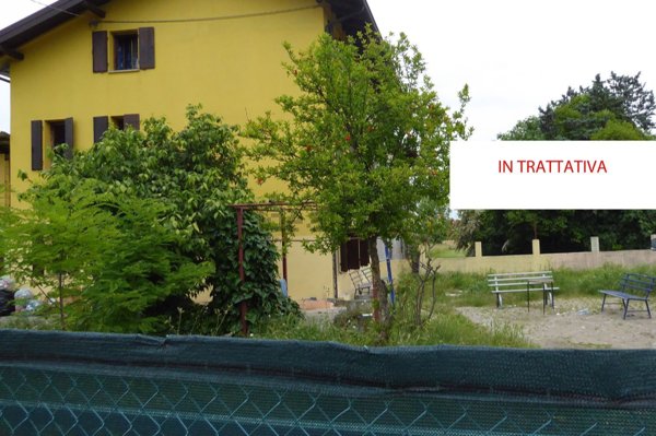 casa indipendente in vendita a Fontanafredda