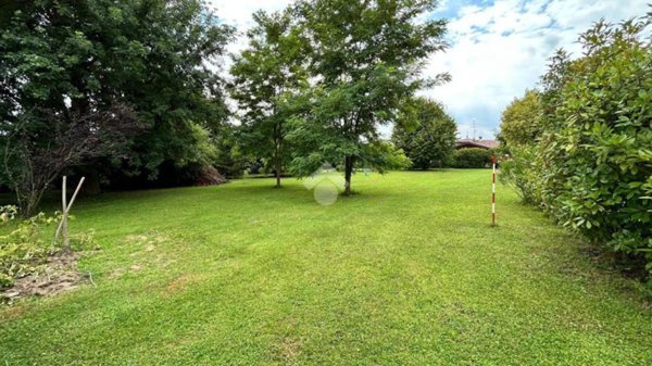 terreno agricolo in vendita a Fontanafredda