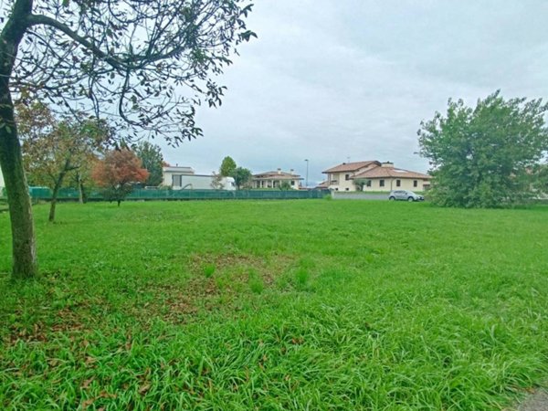 villa in vendita a Fontanafredda in zona Nave