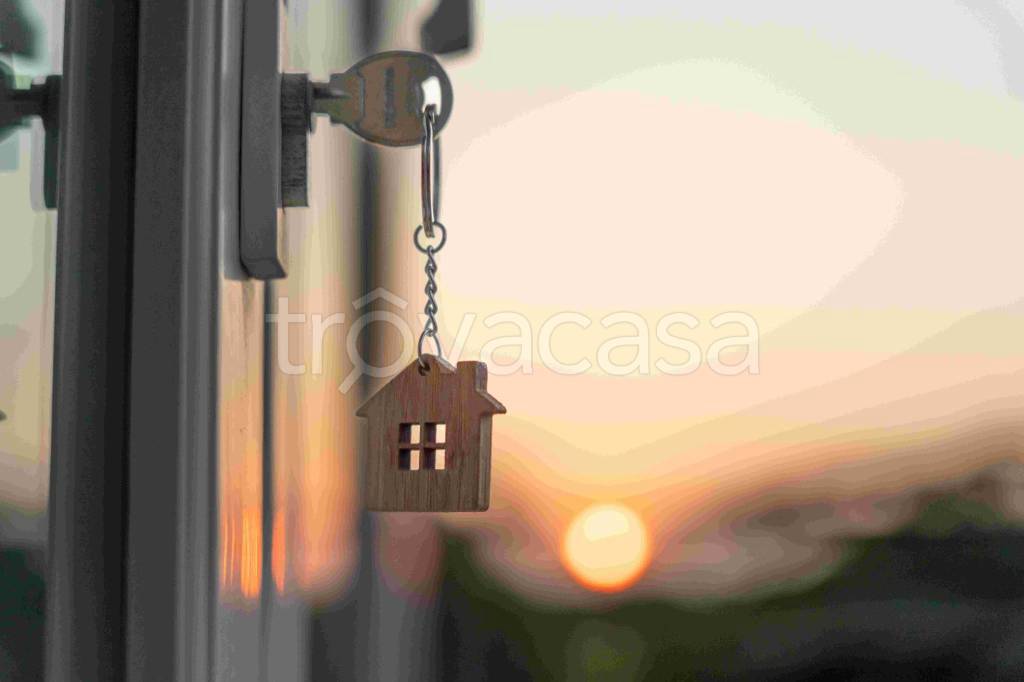 casa indipendente in vendita a Fontanafredda
