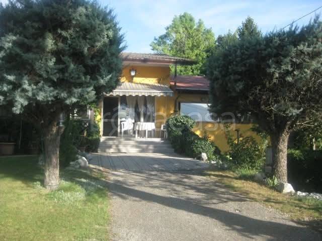 negozio in vendita a Fontanafredda