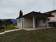 casa indipendente in vendita a Fontanafredda