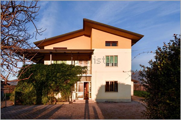 appartamento in vendita a Fontanafredda in zona Nave