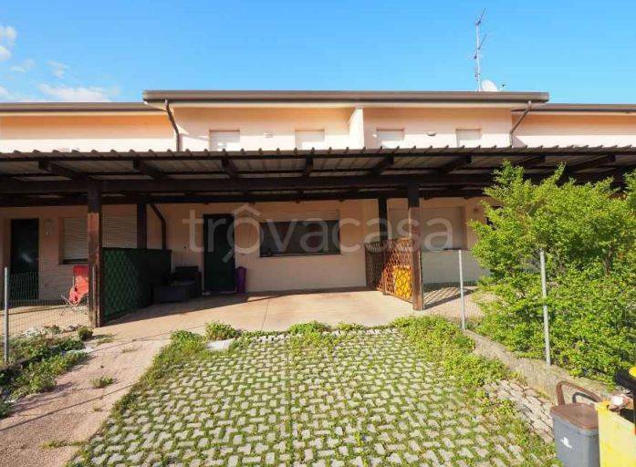 casa indipendente in vendita a Fontanafredda