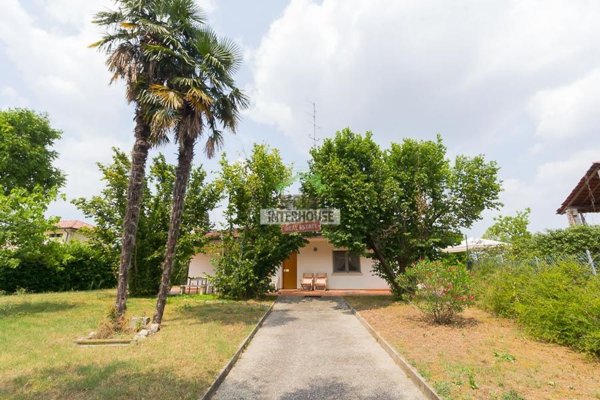 casa indipendente in vendita a Fontanafredda