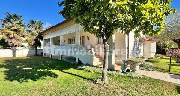 casa indipendente in vendita a Fontanafredda in zona Vigonovo