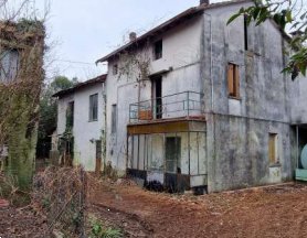 casa indipendente in vendita a Fontanafredda