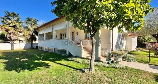 casa indipendente in vendita a Fontanafredda in zona Vigonovo