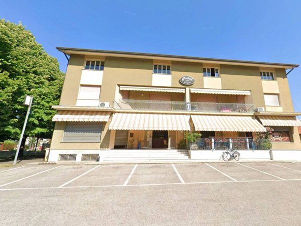 negozio in vendita a Fontanafredda in zona Vigonovo