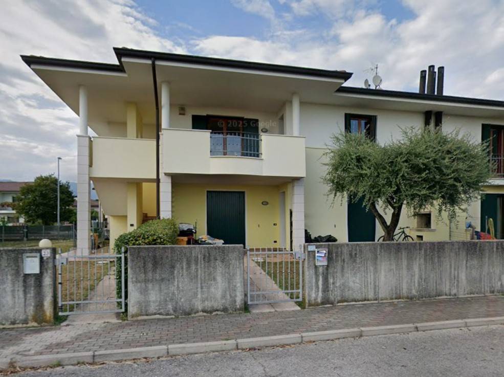 appartamento in vendita a Fontanafredda in zona Ceolini