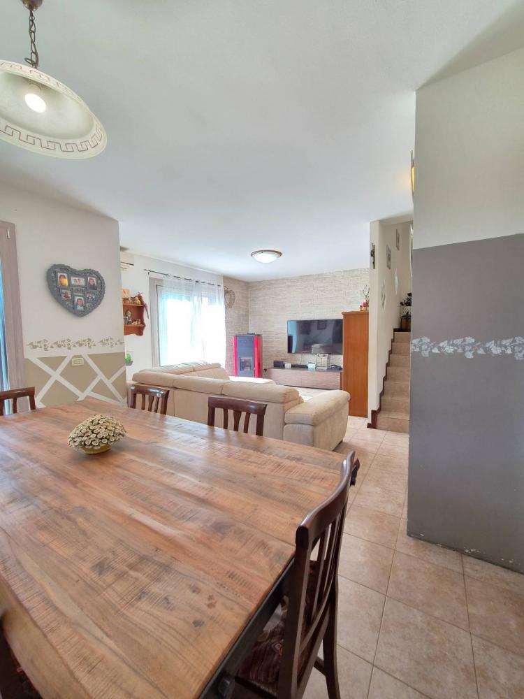 casa indipendente in vendita a Fontanafredda in zona Vigonovo