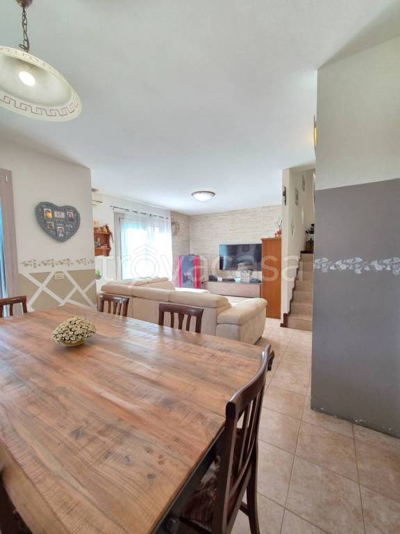 casa indipendente in vendita a Fontanafredda in zona Vigonovo