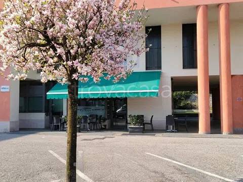 negozio in vendita a Fontanafredda
