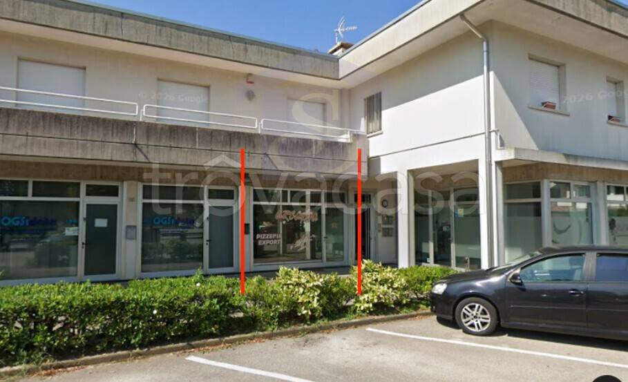negozio in vendita a Fontanafredda